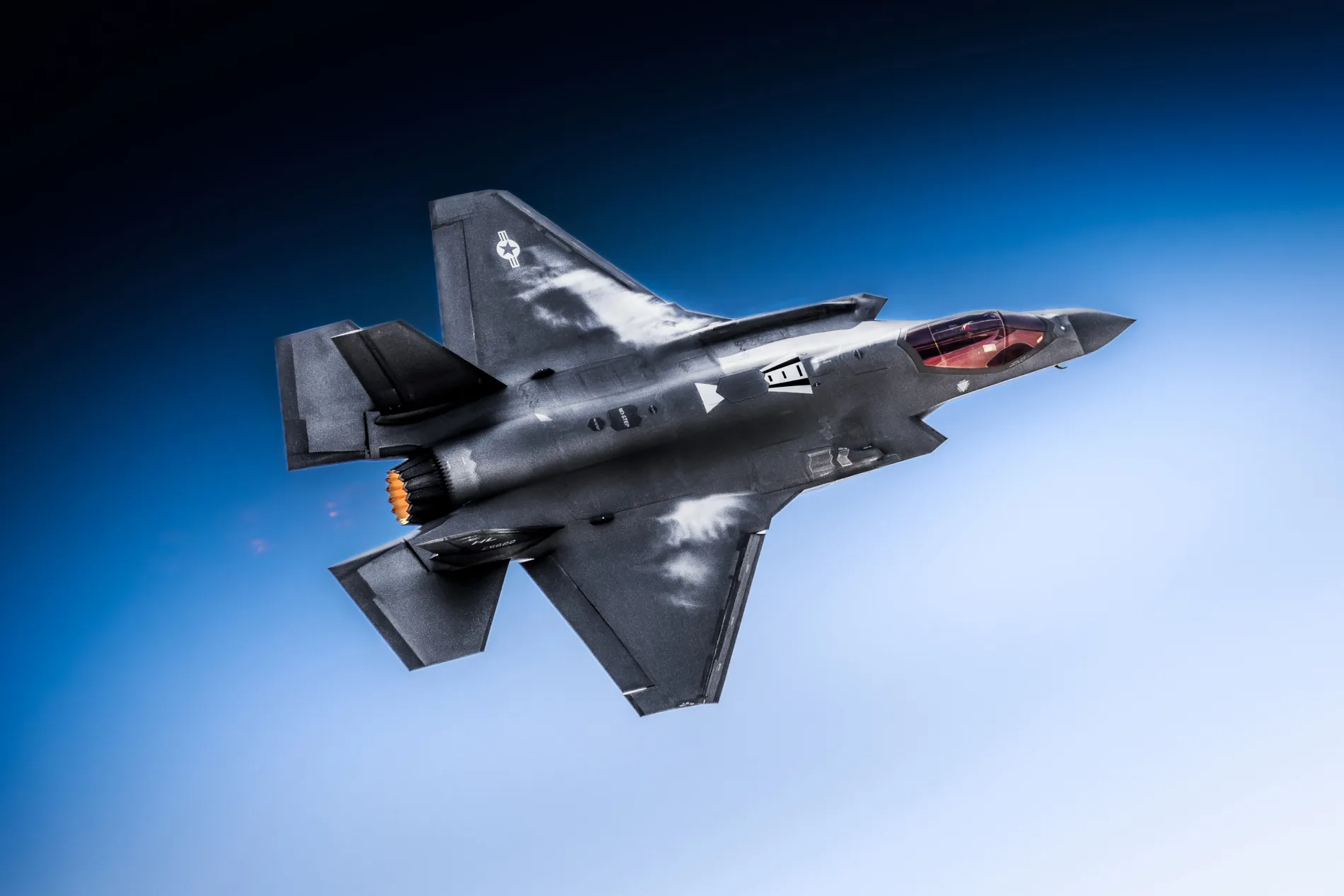 F-35 en vuelo, foto destacada FAMEX