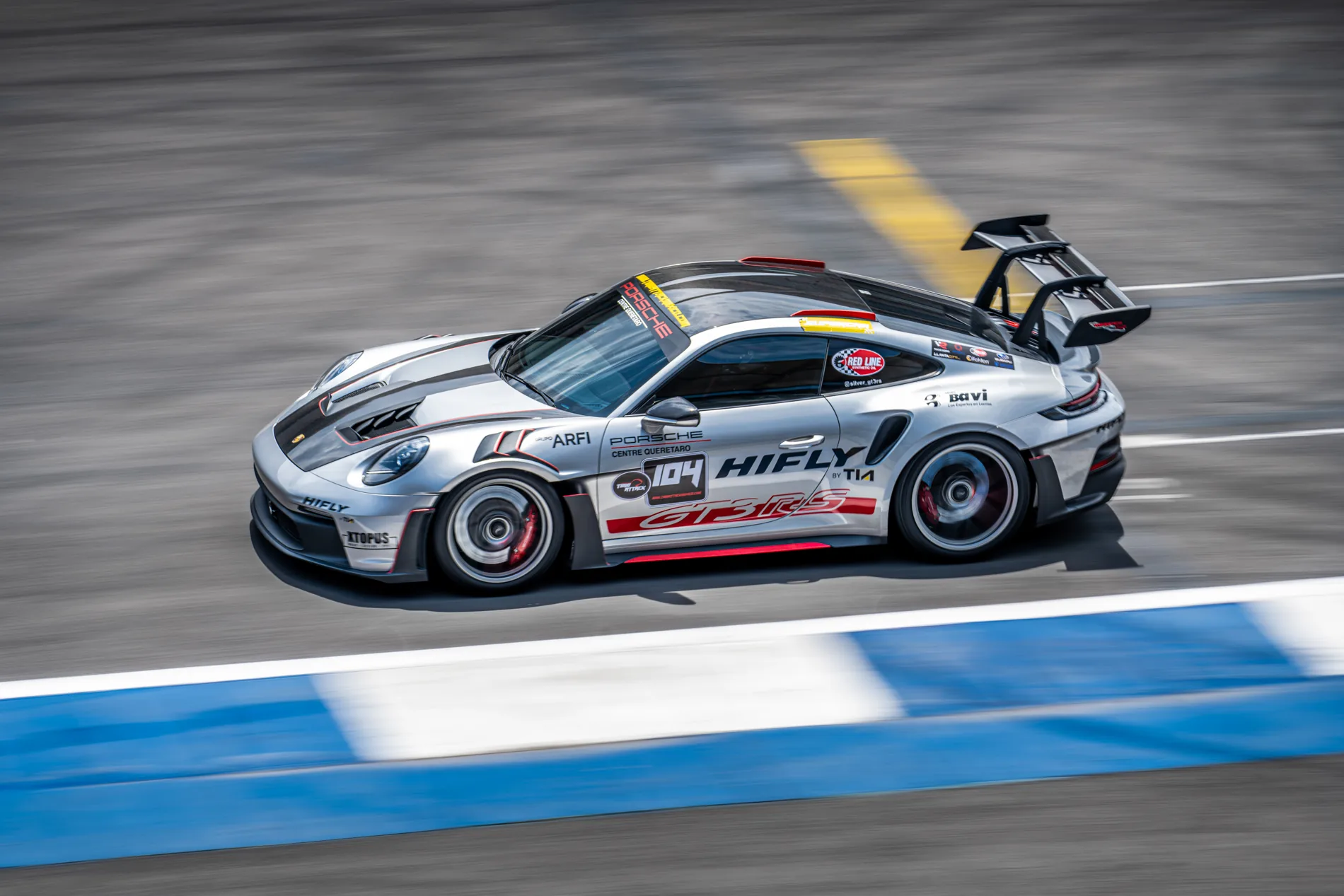 Porsche GT3 gris, foto destacada
